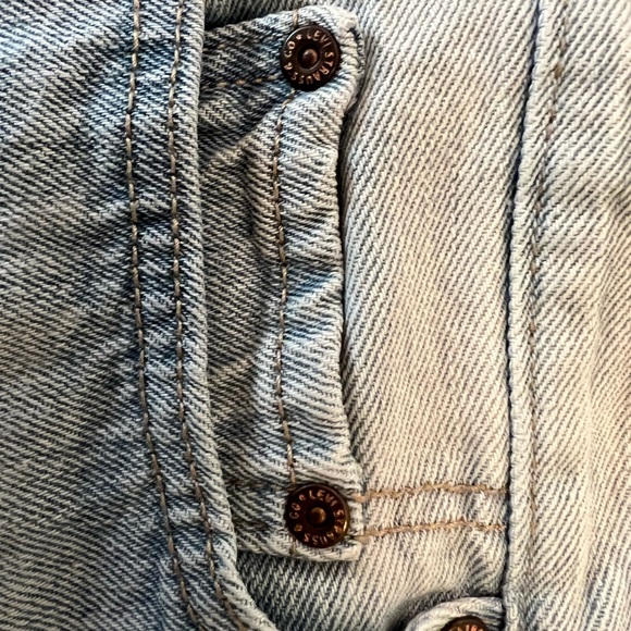 Levi Strauss & CO. Mini shorts w27 - Picture 8 of 9